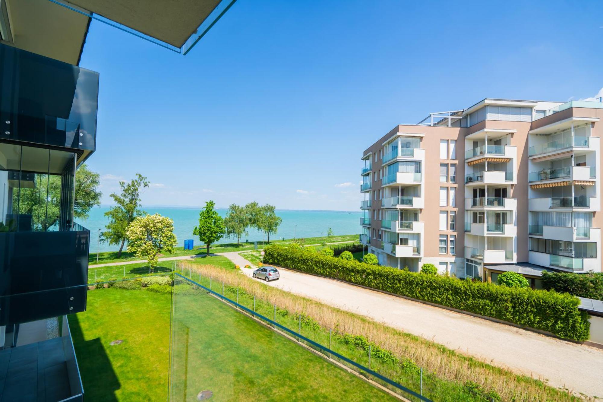 Myflat Casa Galerius Apartment Siofok Dış mekan fotoğraf